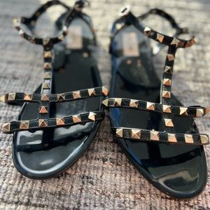 rock stud black jelly sandals